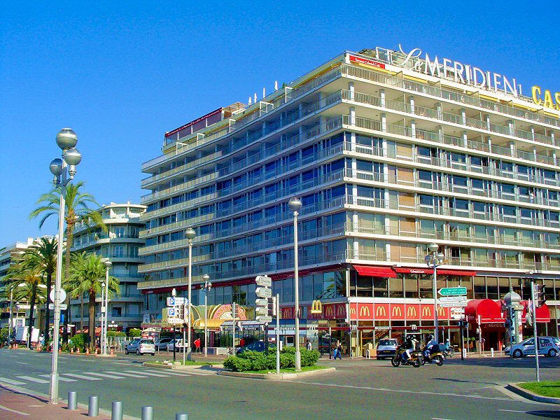 L hôtel Méridien et le Casino Ruhl Place Albert 1er - 