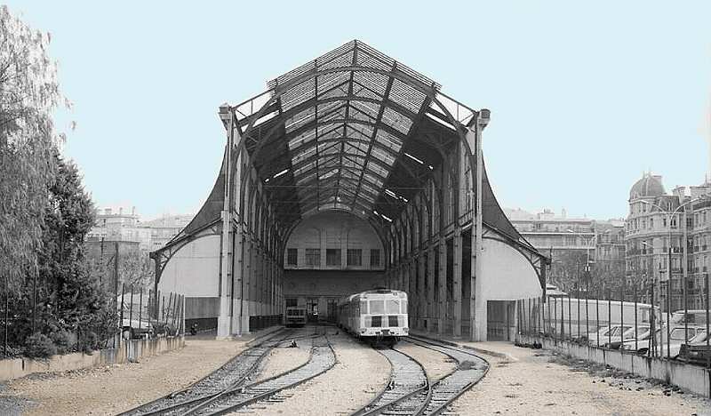La Gare du Sud et la sortie des voies en 1991 - 