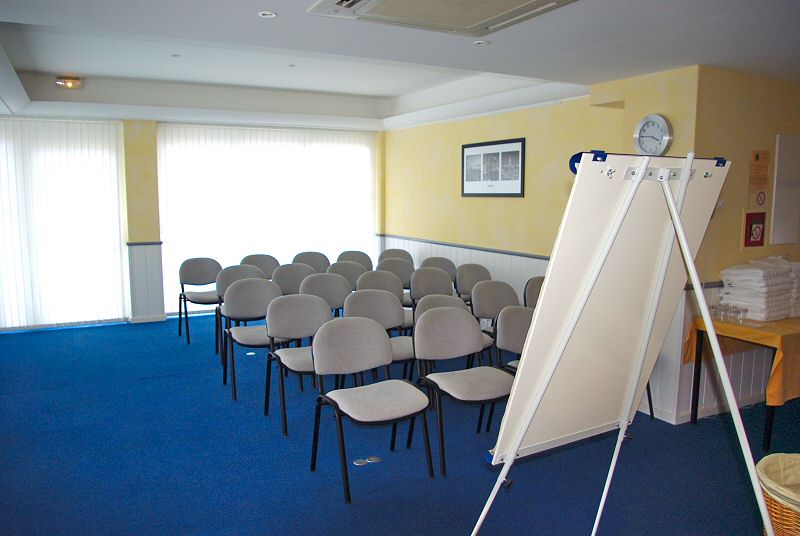 La salle de conférence à votre disposition - Conference room for all your reunions